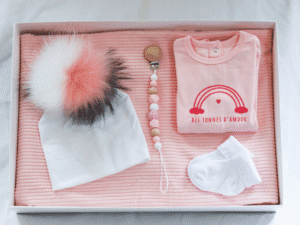 Newborn Summer Bundle: Blanket, Babygrow, Hat, Socks, Dummy.