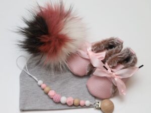 Baby Accessories: Dummy chain, hat, shoes. Available in other colors