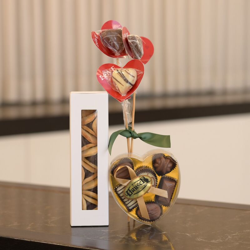 Mishloach Manos | Praline Chocolates, 3 Chocolate Hearts & Hamentashen