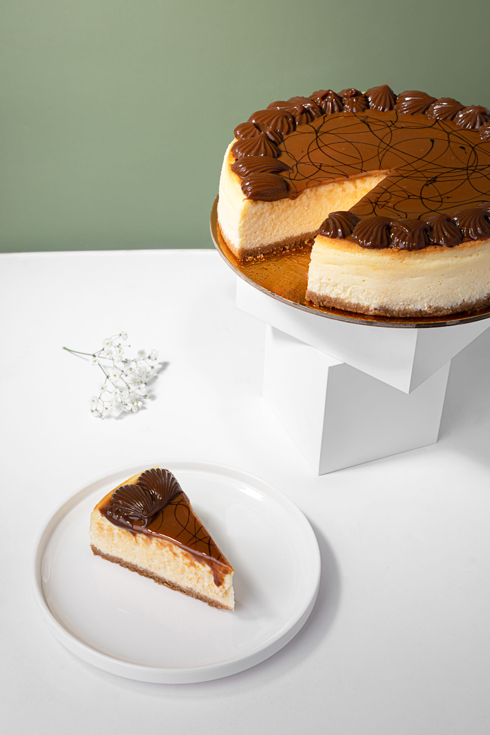 Large Caramel Bliss Cheesecake