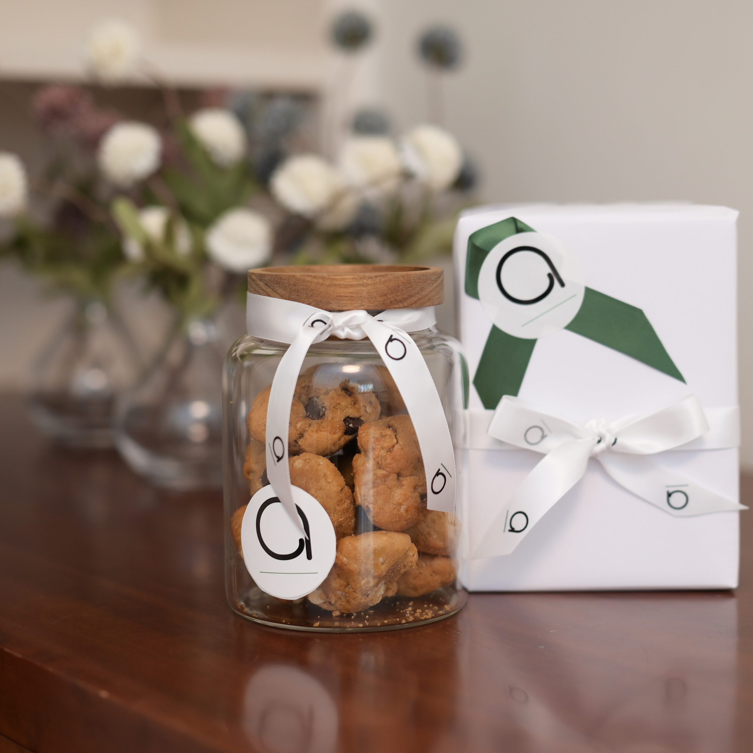 Gift Package | Cookie Jar Filled with Chocolate Chip Cookies